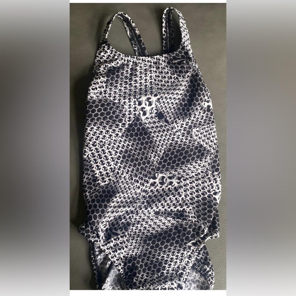 New Nike Black & white bathing suit size small